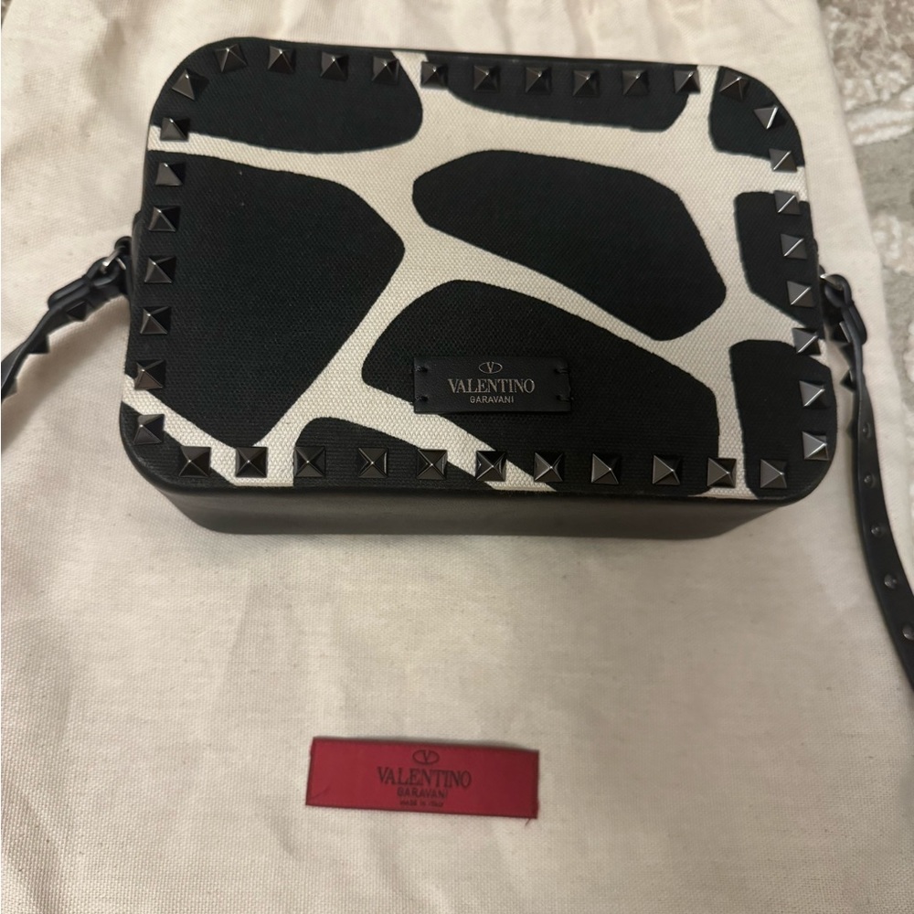 Valentino Garavani cross body adjustable bag